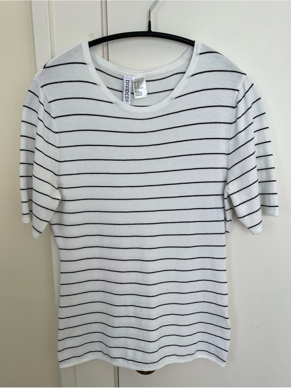 H&M White Short Sleeve Knit with Black Stripes